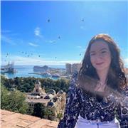 Profesora de apoyo escolar especializada en idiomas, especialmente inglés (C1 Proficiency) y francés (A2/B1)